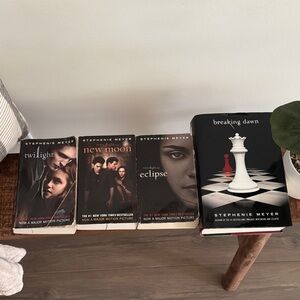 Twilight Saga Book Set